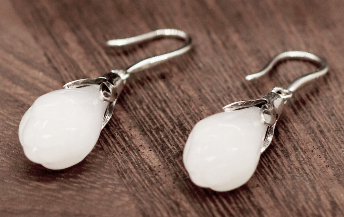 Elegant Sterling Silver Mongolian Jade Drop Earrings. 925ijewel.com