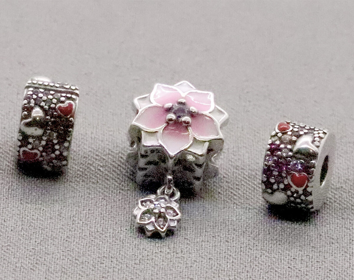 Blossom of Love – Sterling Silver O Charm Pendant with Sparkling Red CZ and Charming Pink Flower Bead Charm. 925ijewel.com