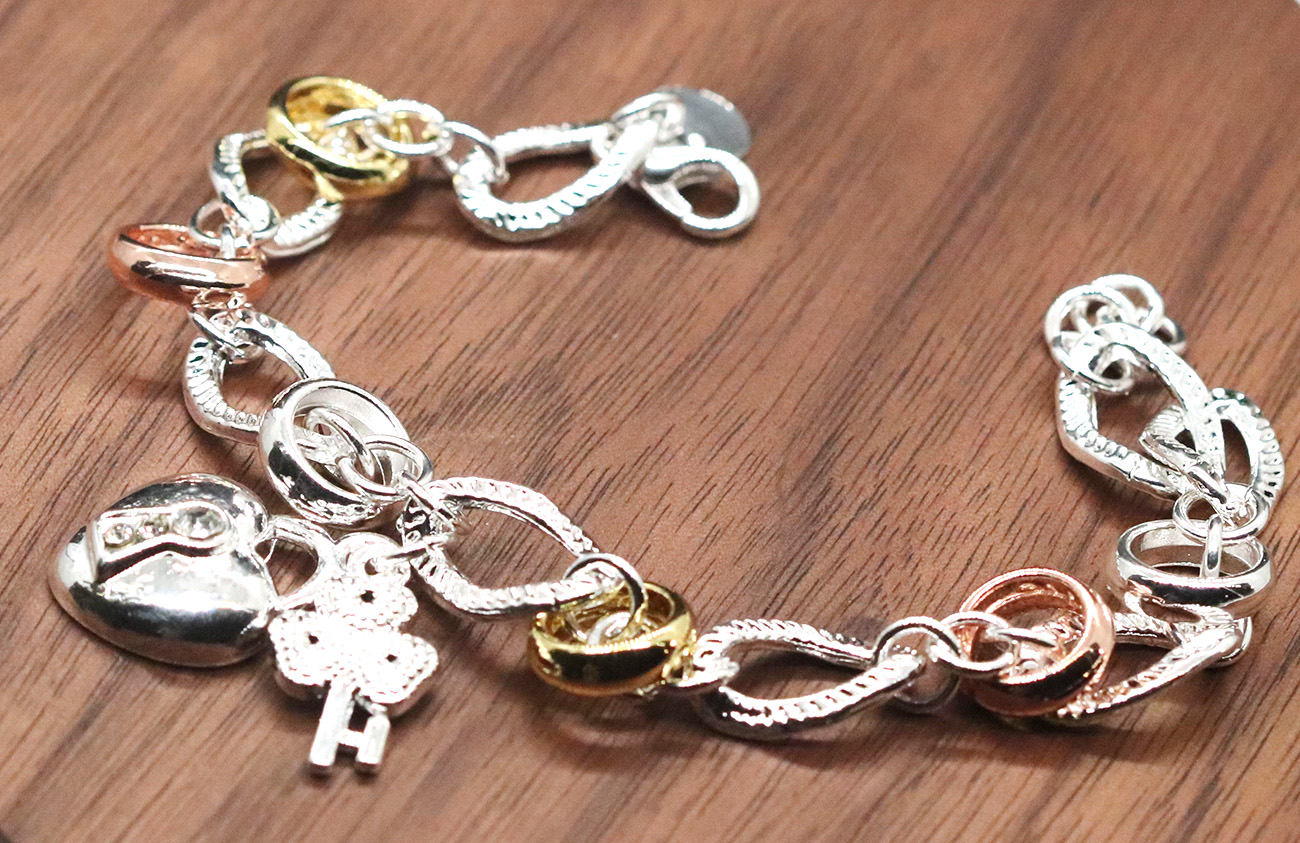 Sterling silver two-tone link bracelet with shamrock and heart key charms 925ijewel.com