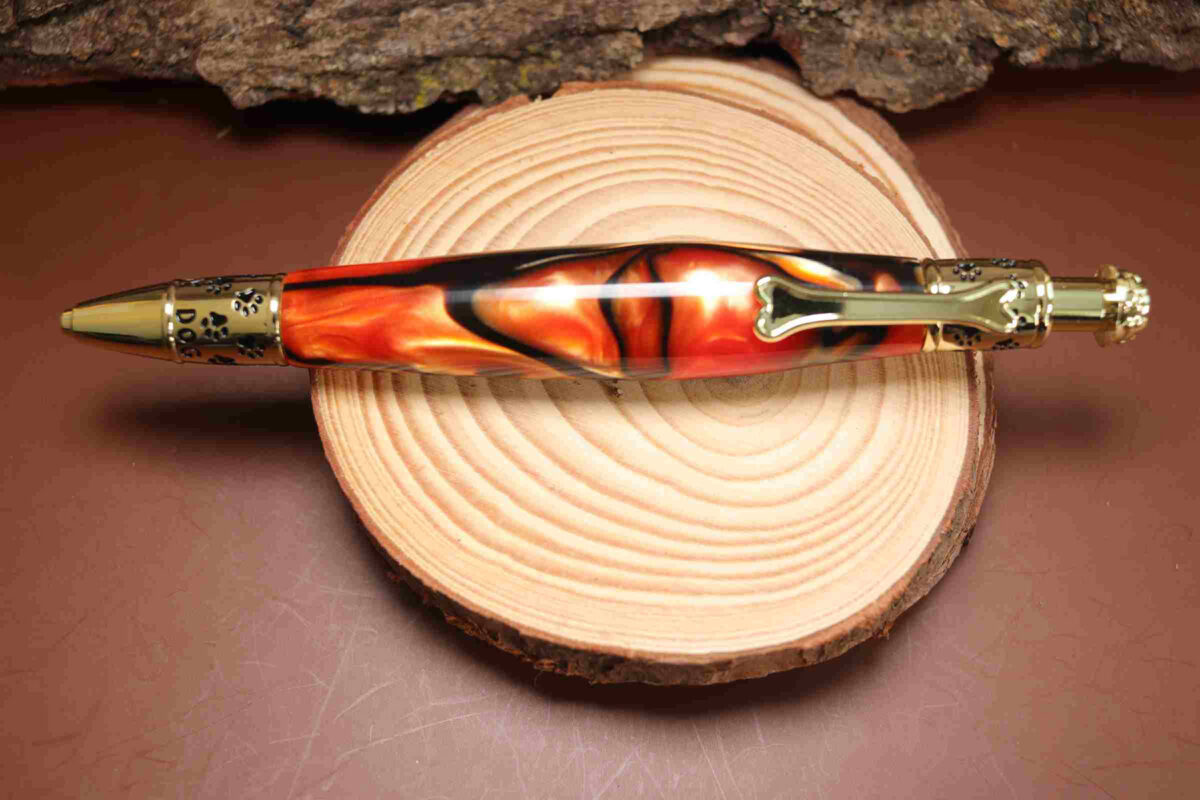 Handcrafted pen
