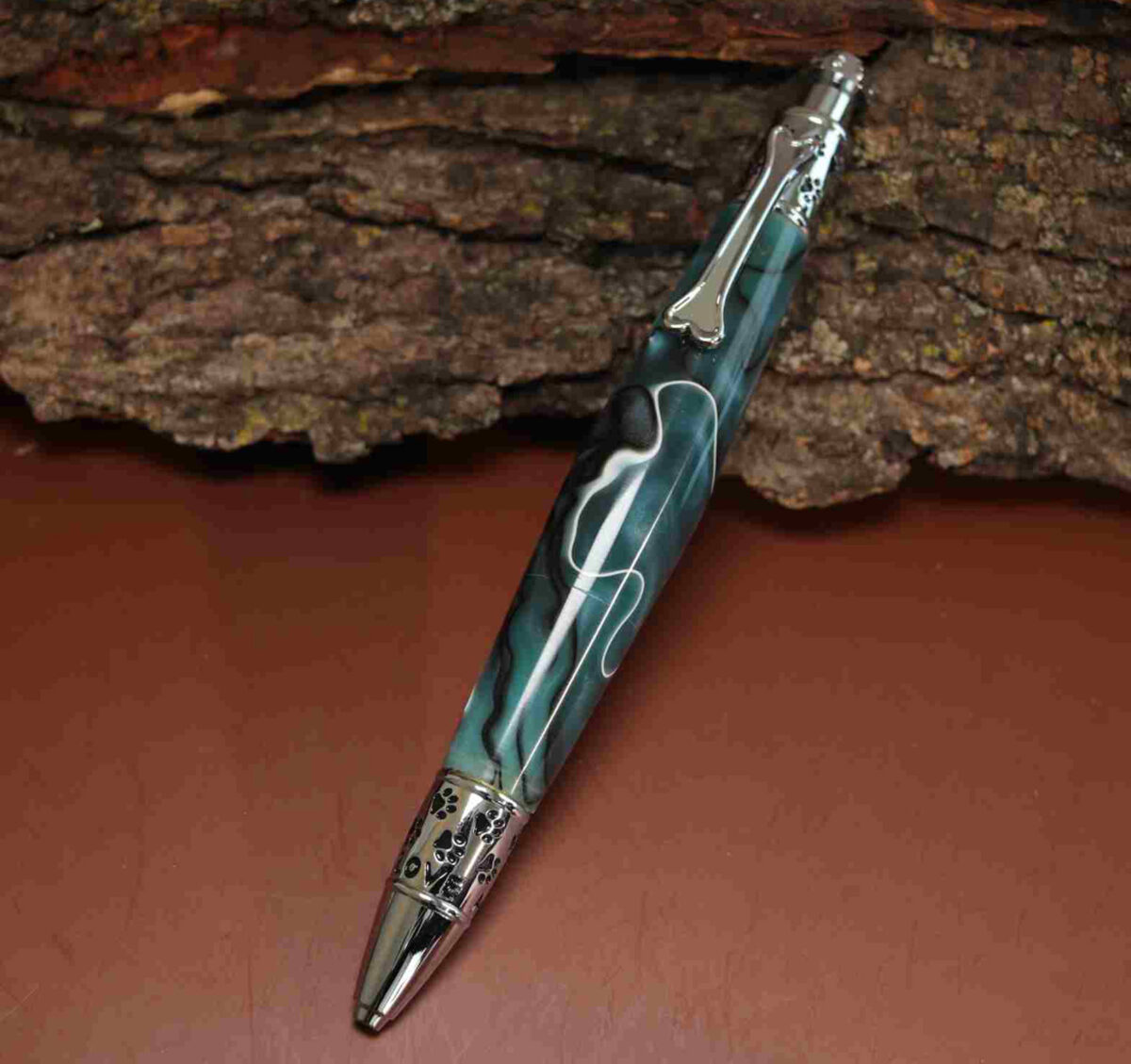 Handcrafted pen