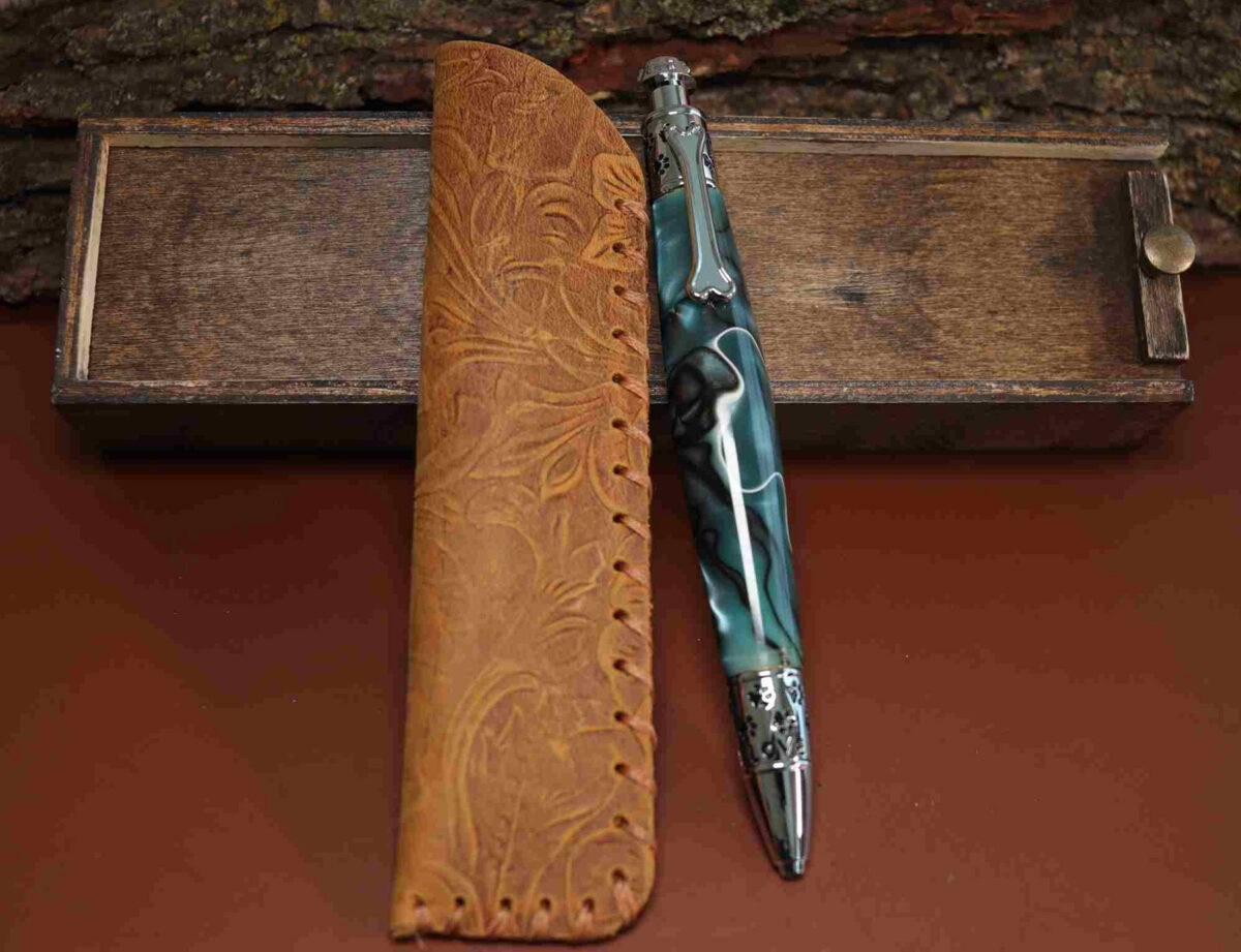 Handcrafted pen
