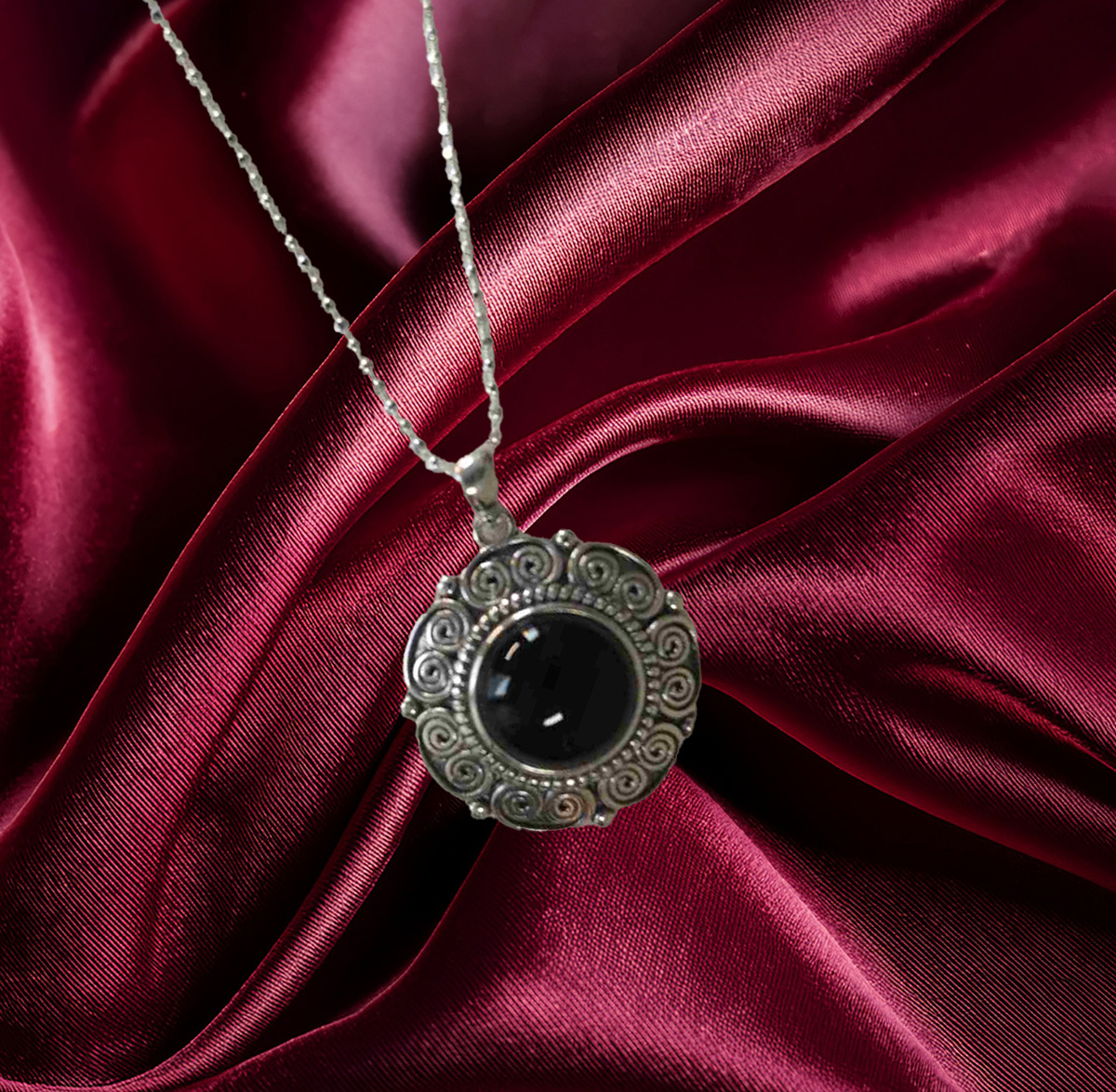 Sterling Silver Round Black Stone Pendant with Geometric Vintage Design 925ijewel.com