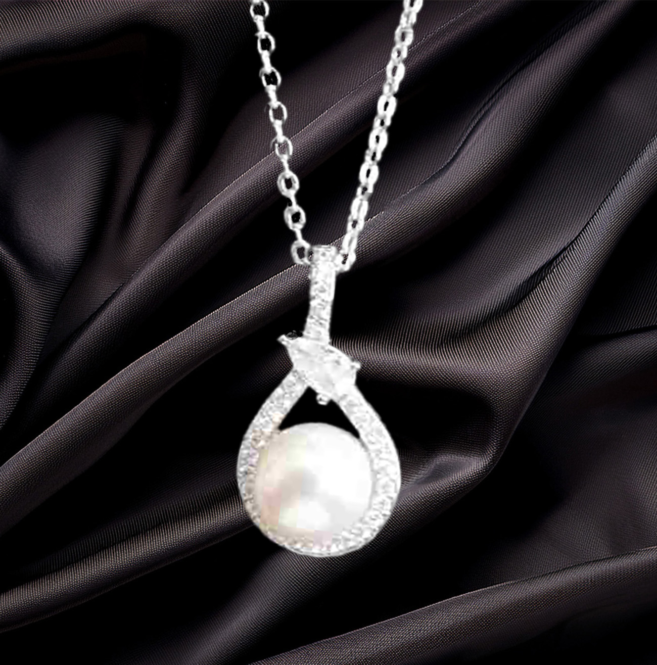 Elegant Freshwater Pearl Pendant in 925 Sterling Silver with Sparkling CZ Halo 925ijewel.com