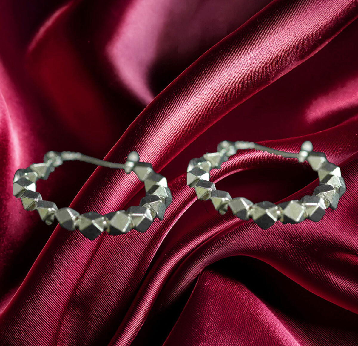 Exquisitely Designed Sterling Silver 20mm Round Hoop Earrings with Sparking Cubic Shaped Beads 925ijewel.com